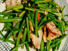 韭菜花炒凤甲-龙桥私厨·姜花菊花过桥鱼·顺德菜(容桂店)