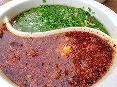 鸳鸯水煮牛肉-成都吃客(九眼桥店)