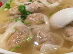 -南城香·饭香串香馄饨香(花园北路店)