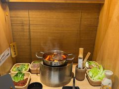 -独食火锅·半米屋台(直营总店)