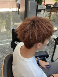 -藤野造型专业烫染接发