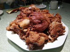 -95号酱骨·一块豆腐(展春园西路店)