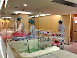 -爱丽馨御景月子中心