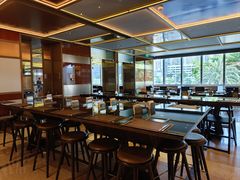 -大中华希尔顿酒店-念自助餐·嗨啤·小龙虾