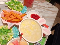 -汤城小厨•粤菜•靓汤(西直门凯德MALL店)