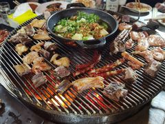-小辣椒汤锅烧烤(温泉南街店)