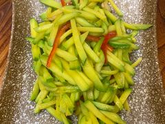 -滇香肴·云南菜蒸汽石锅鱼(云南北路店)