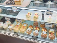 -白玉兰食品(中山公园龙之梦店)