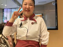 -海底捞火锅(新松江路生日主题店)