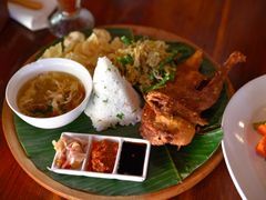 -Pundi Pundi Restaurant