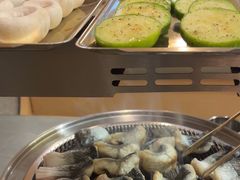 -围炉肉舍•炭烤活鳗•丹东海鲜烤肉(步行街店)