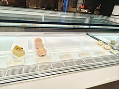 -潮一不贰·法式甜品·生日蛋糕·西式简餐(外滩店)