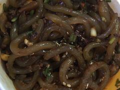 -八一路好吃街(雨田商务大厦店)