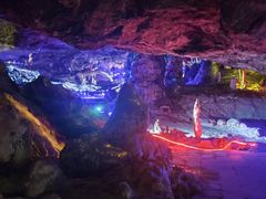 -泰安地下龙宫景区