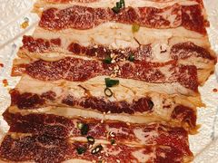 -山川小町·极番烧肉(新地假日广场店)