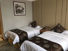 -雍村饭店(西安钟楼大差市地铁站店)