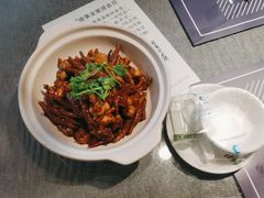 姜辣牛蛙烧凤爪-全聚贤餐厅·湖北家常菜(沙湖店)