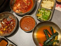 -草家酱蟹炭火烤肉店(珲春南路一店)