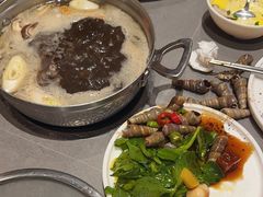 -黑金·寻焰自助百汇·烤肉·火锅(中街店)