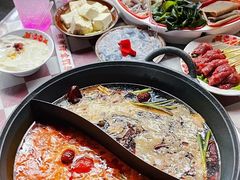 -赵美丽·重庆社区火锅·直营店(火车东站·中豪国际店)
