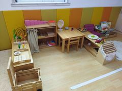 -婴智贝佳蒙特梭利早教托育中心(杨浦店)