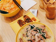 -谭仔米线(皇庭广场店)
