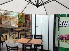 露天位-赛百味SUBWAY(星摩尔店)