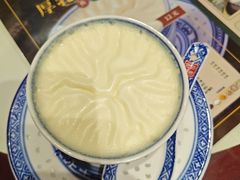 -广信牛奶甜品世家(台东店)