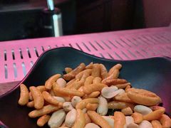 -TASTE ROOM Bar