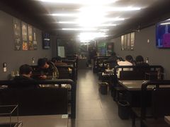 大堂-老吕涮羊肉•东北原味烧烤•大油边•烤鱼(五角场店)