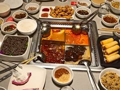 -海底捞火锅(高新万达店)