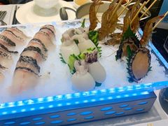 -红鼎豆捞·非遗鲍皇汤火锅(宝丰路店)