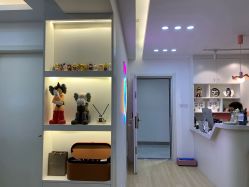 -E.L.K造型momopark店