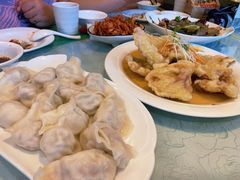 酸菜猪肉馅-黄家饺子东北特色菜馆(湖滨商业街店)