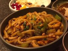 新疆炒米粉-丝路金桃·新疆菜(徐汇店)