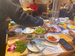 -唯成•韩国炭火烤肉 유성고기