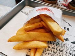 -FATBURGER 特富客汉堡(外交公寓店)