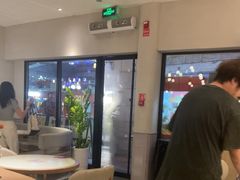 -必胜客(阿罗海店)