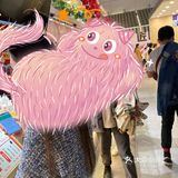 人挺多的，服务一般般，产品挺多的，丰富