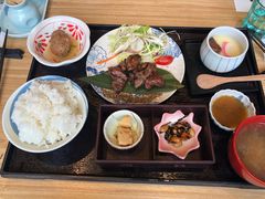 牛上脑定食-味太助·银饭食堂(中华城店)