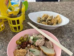 -榮泰米粉湯(Left Shop)