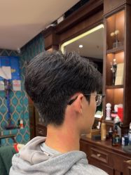 -贝勒爷专业男发