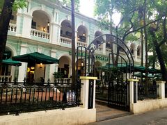 -星巴克臻选(广州沙面店)