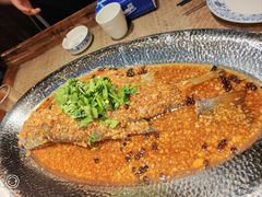 蒜爆鱼-大张烙馍村·美食地标(泉山店)