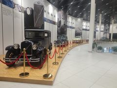 -杭州中沃沃尔沃4S店(滨江区店)