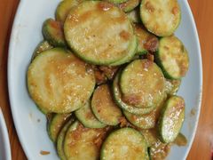 咸蛋黄炒小瓜-甜甜屋(解放中路店)