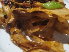 -聚友斋(陶瓷琉璃馆水晶街店)