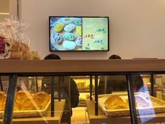 面包甜点陈列柜-山崎面包(苏州中心店)