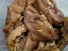 -多嘴超级肉蟹煲(中街恒隆故宫店)