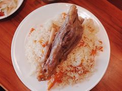 单腿抓饭-巴依家新疆手抓饭(菱角湖万达店)